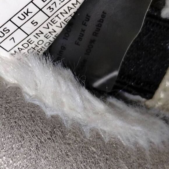 Tom's‎ Womens Fleece Slippers Size 7 Paxton Natural Suede Flat Rubber Sole - Picture 11 of 11